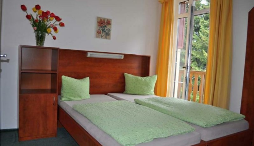 Sporthotel Švýcarská bouda Špindlerův Mlýn - Dvoulůžkový pokoj s balkónem